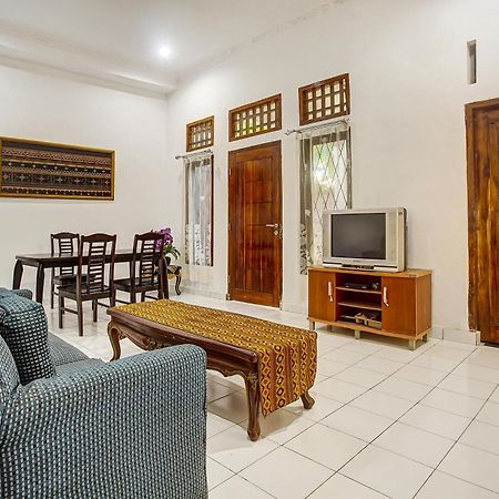 Super Oyo 91055 Homestay Syariah Bandar Lampung Exteriör bild