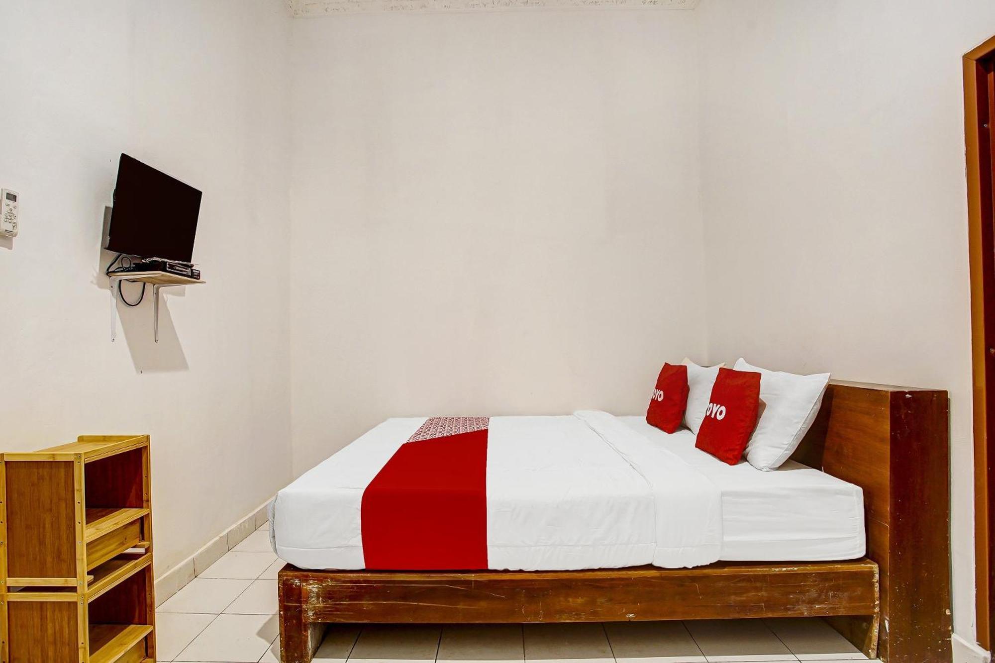 Super Oyo 91055 Homestay Syariah Bandar Lampung Exteriör bild