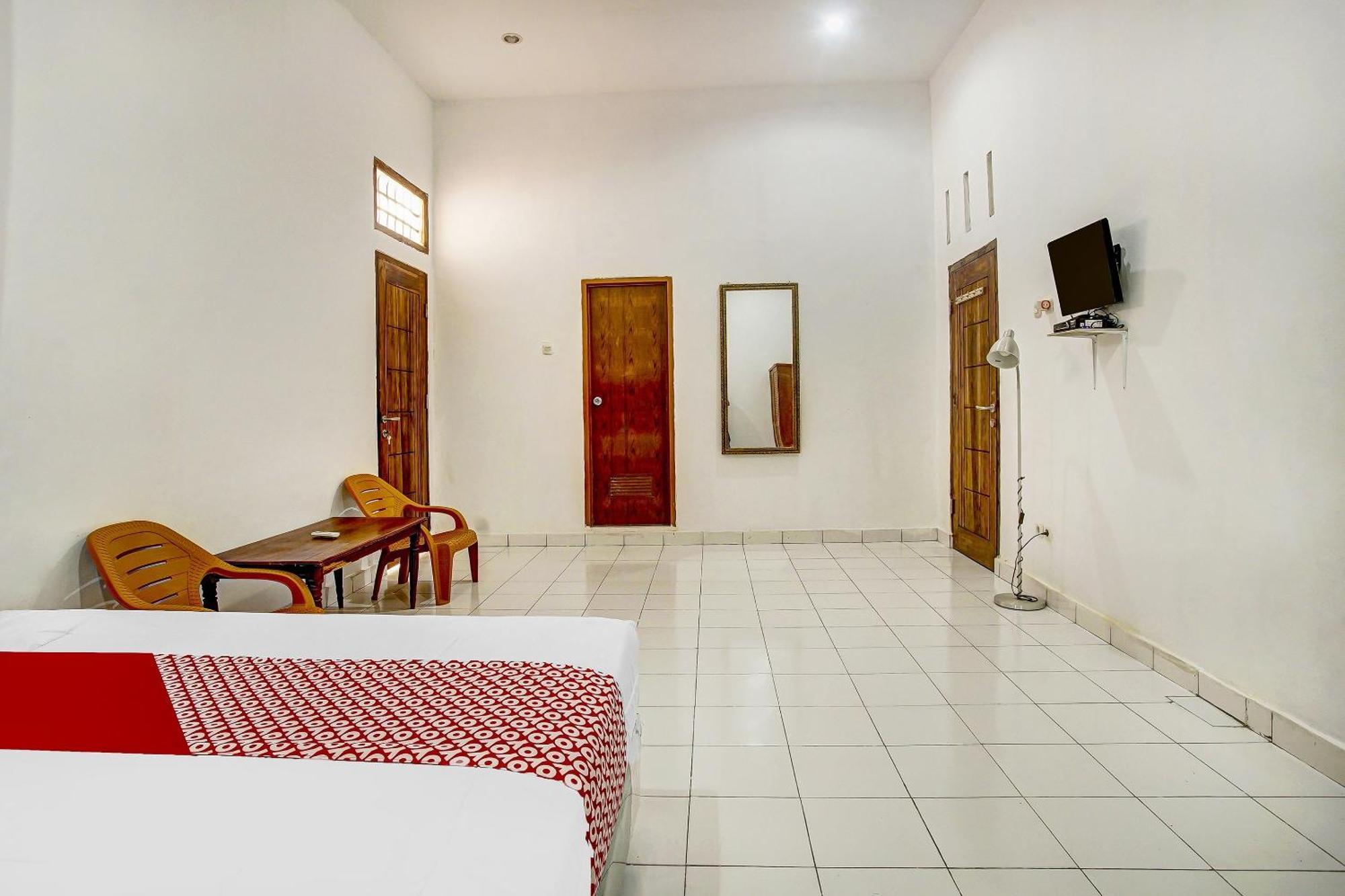 Super Oyo 91055 Homestay Syariah Bandar Lampung Exteriör bild