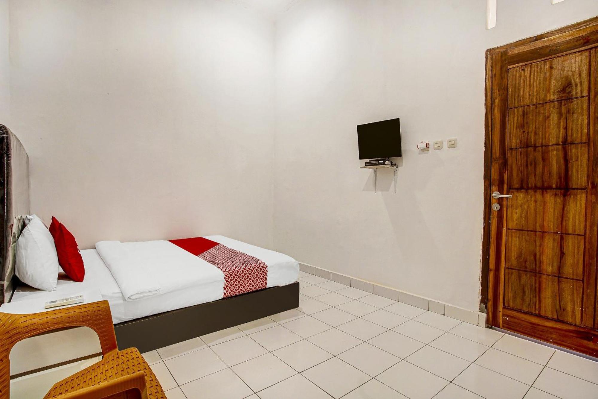 Super Oyo 91055 Homestay Syariah Bandar Lampung Exteriör bild