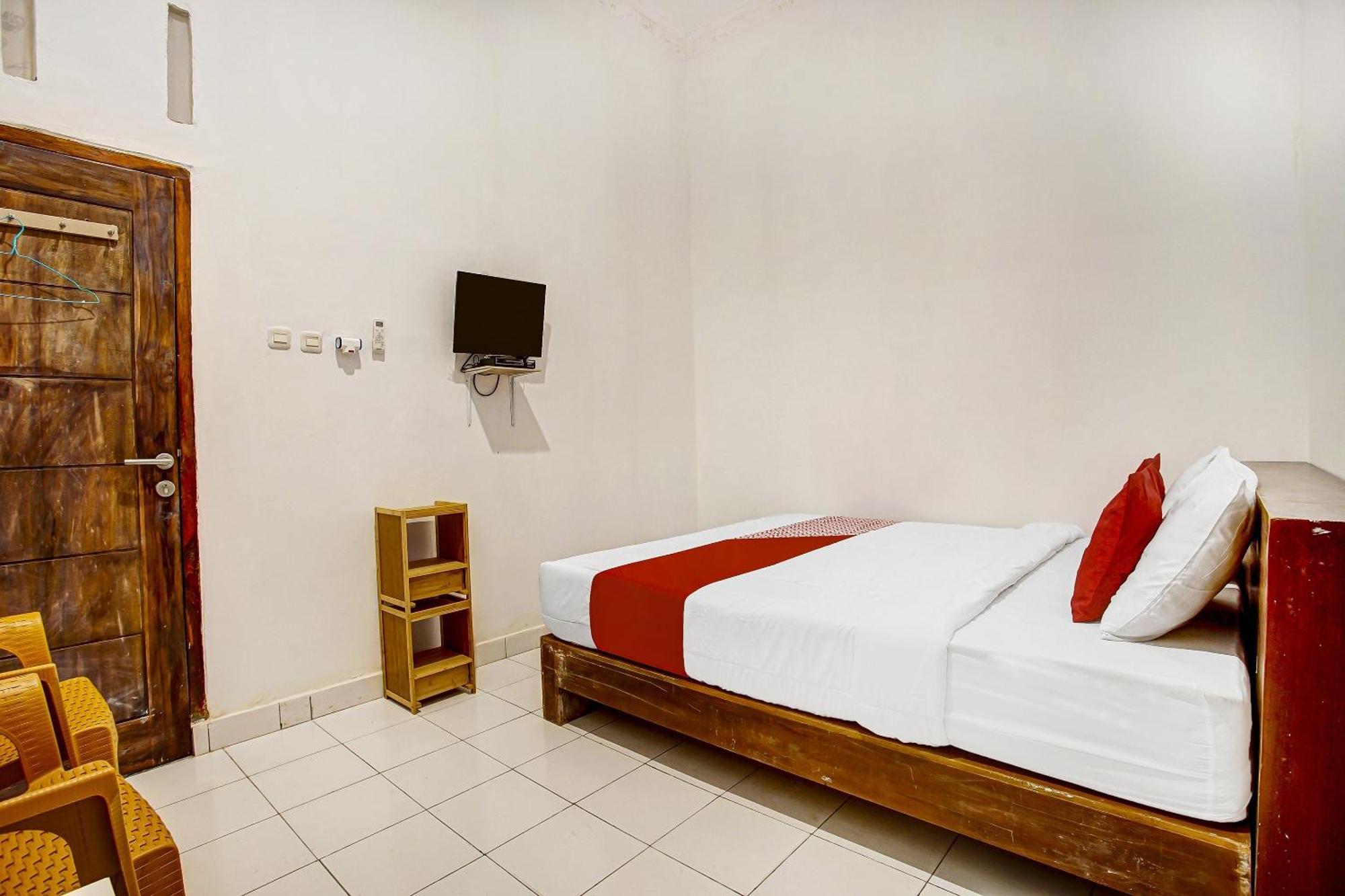Super Oyo 91055 Homestay Syariah Bandar Lampung Exteriör bild