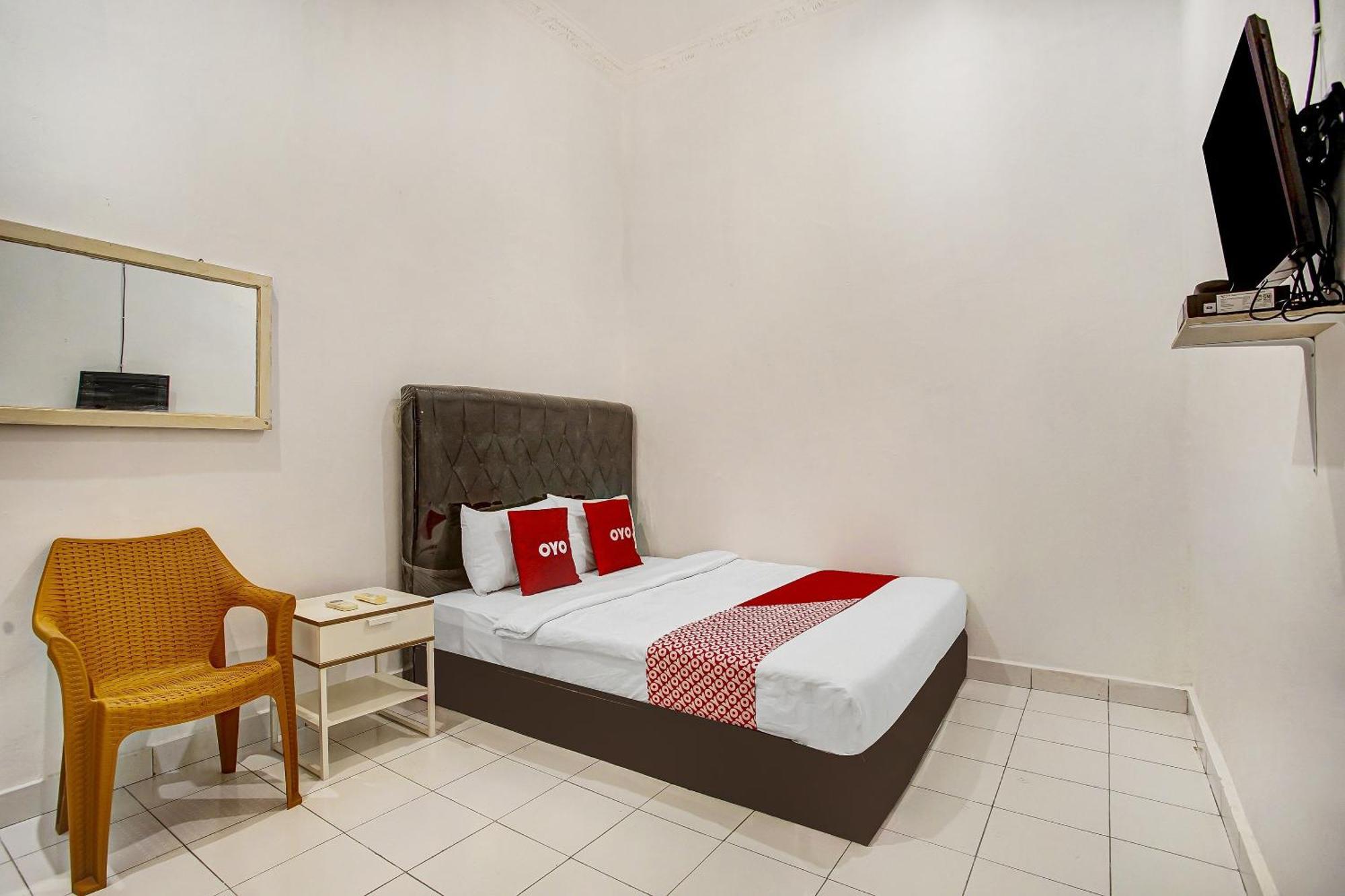 Super Oyo 91055 Homestay Syariah Bandar Lampung Exteriör bild