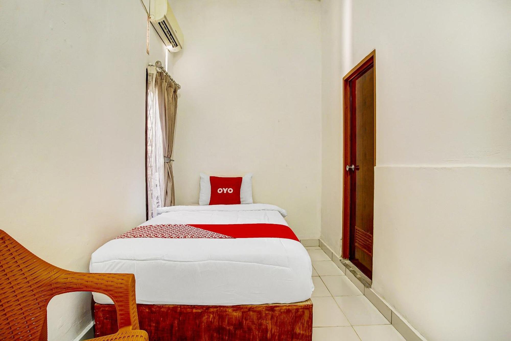Super Oyo 91055 Homestay Syariah Bandar Lampung Exteriör bild